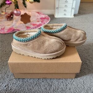 UGG Beige Suede Slippers with Teal Accent
